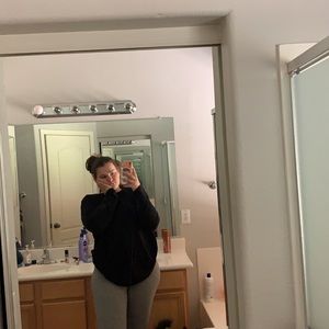 Meet your Posher, Lauryn